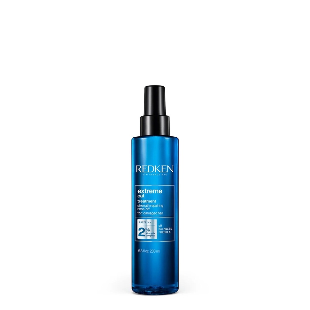 Redken Extreme Cat Treatment Spray in Blue Bottle